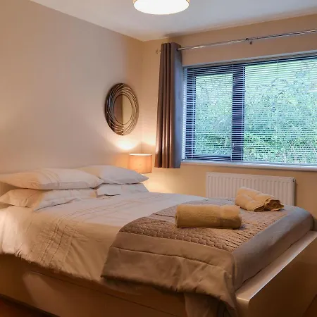 12 Bluehill Park * Ambleside